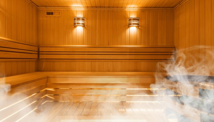 wellhealthorganic.com:difference-between-steam-room-and-sauna-health-benefits-of-steam-room